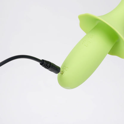 Maia SIENNA - Green - Green 15.2 cm USB Rechargeable Fluttering Bullet
